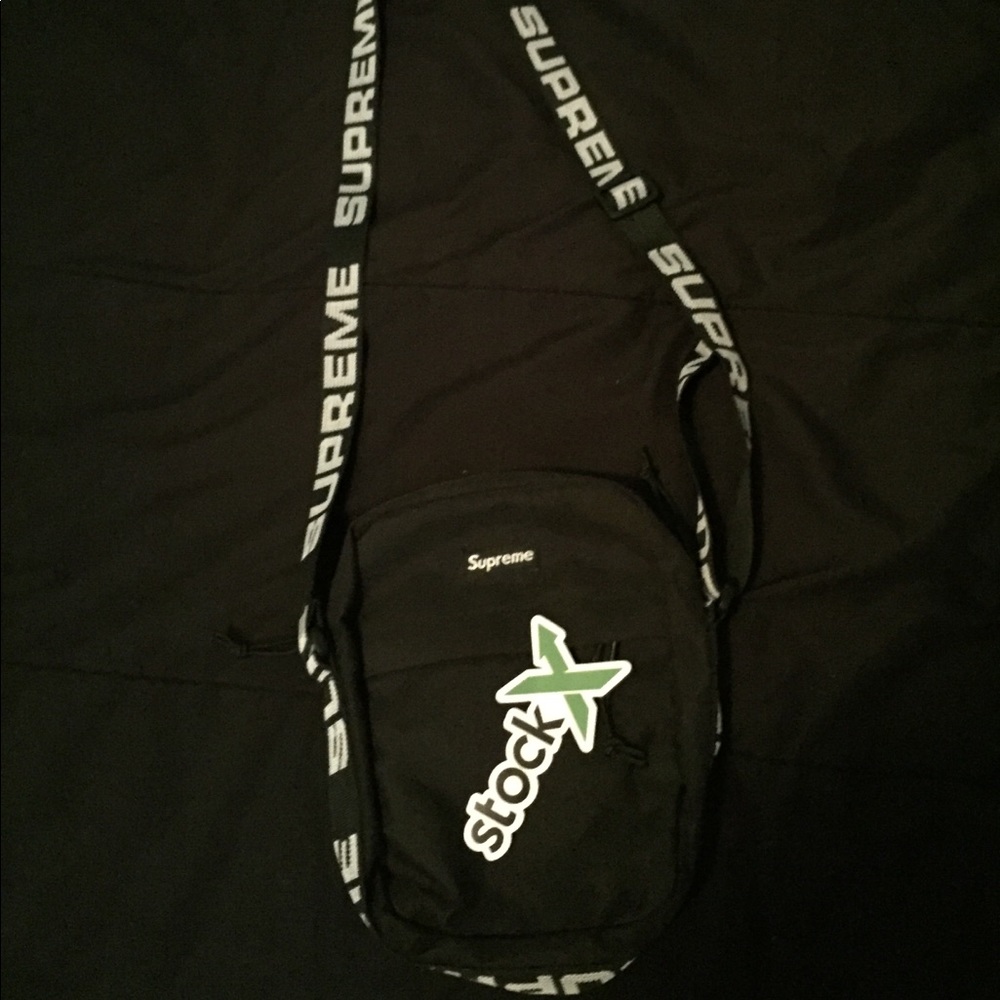 Supreme CrossBody